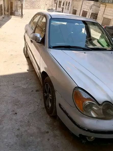 هيونداي سوناتا 2001 - صورة 4