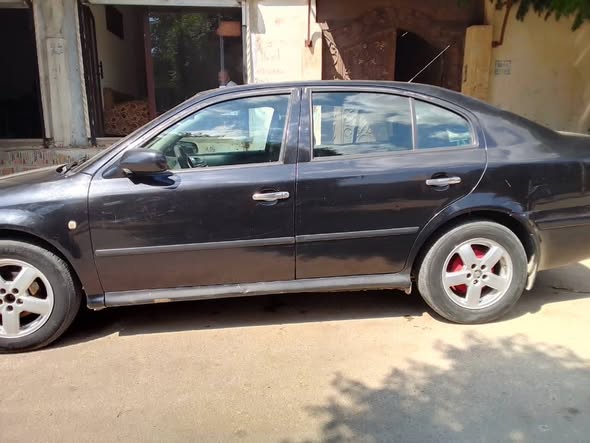 سكودا أوكتافيا 2008 - صورة 2