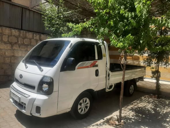كيا K2700 2009 - صورة 2