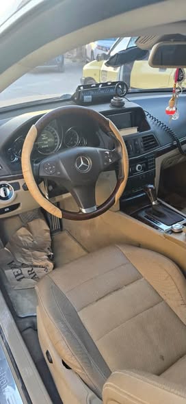 مرسيدس E350 2011 - صورة 1