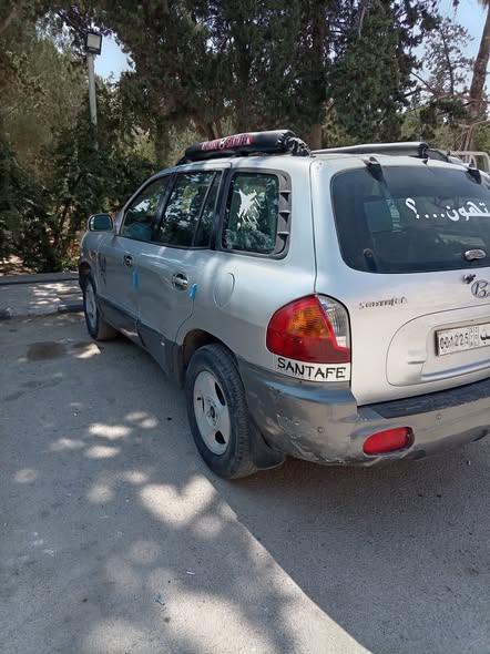 هيونداي سنتافي 2004 - صورة 4