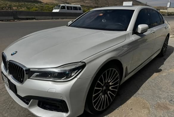 بي إم دبليو 750li 2016 - صورة 2