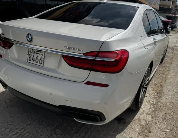 بي إم دبليو 750li 2016 - صورة 5