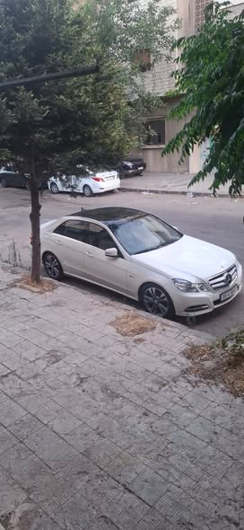 مرسيدس E220 2012 - صورة 2