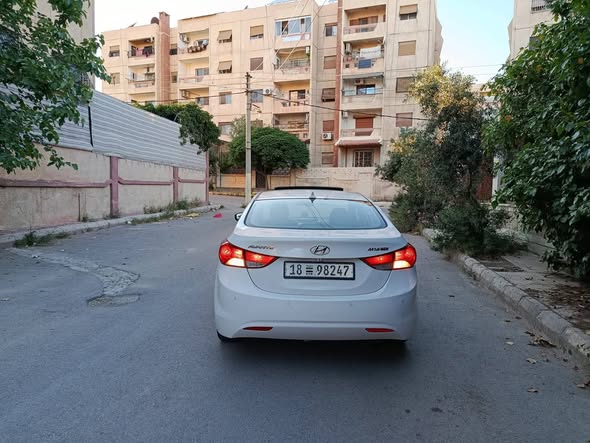 هيونداي النترا 2011 - صورة 3