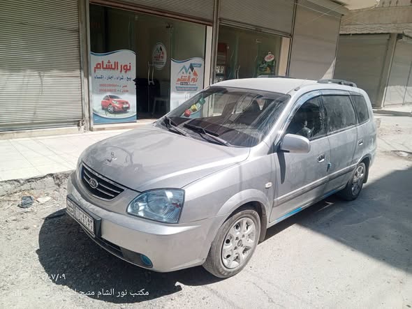 كيا كارينز 2004 - صورة 2