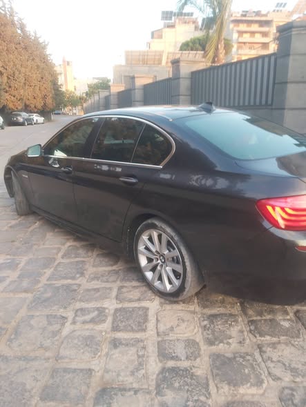 بي ام دبليو 520 2015 - صورة 3
