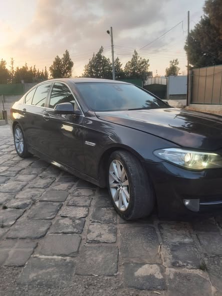 بي ام دبليو 520 2015 - صورة 4