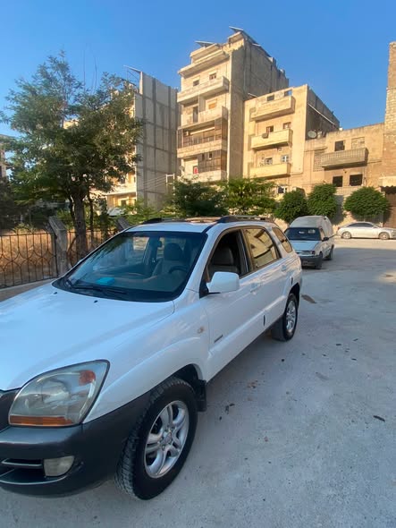 كيا سبورتاج 2005 - صورة 1