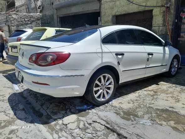 فولكس فاجن باسات 2012 - صورة 2
