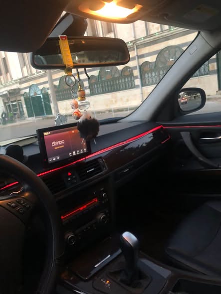 بي ام دبليو 320d 2011 - صورة 5