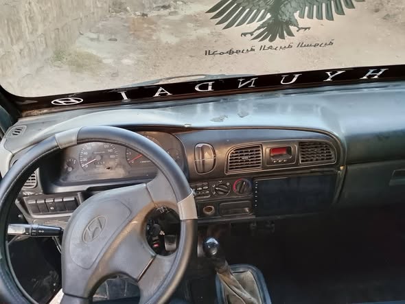 هيونداي H-100 1997 - صورة 4