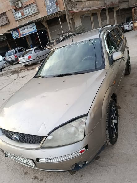 فورد فورد 2002 - صورة 1