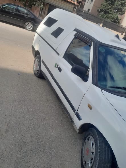 سكودا بيك_آب 1996 - صورة 1
