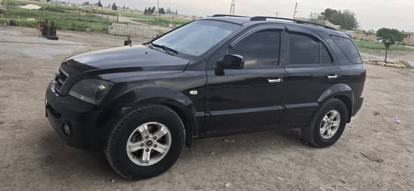 كيا سيرنتو 2004 - صورة 1