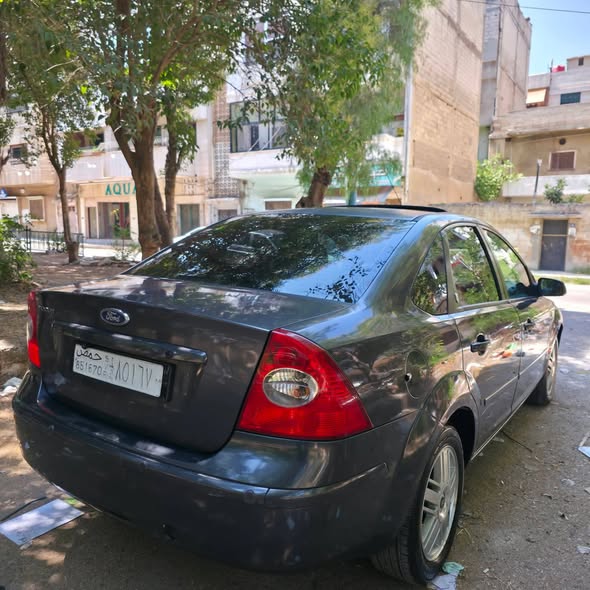فورد فوكس 2006 - صورة 3