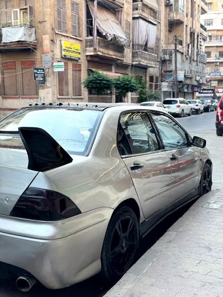 ميسوبيشي لانسر 2001 - صورة 2