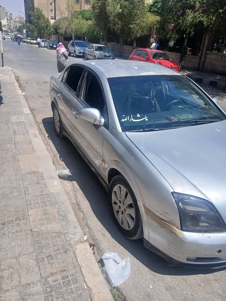 اوبل فيكترا 2002 - صورة 4