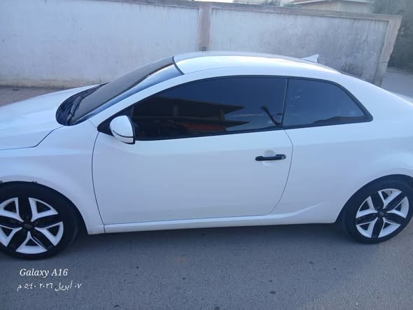 كيا فورتي 2011 - صورة 3