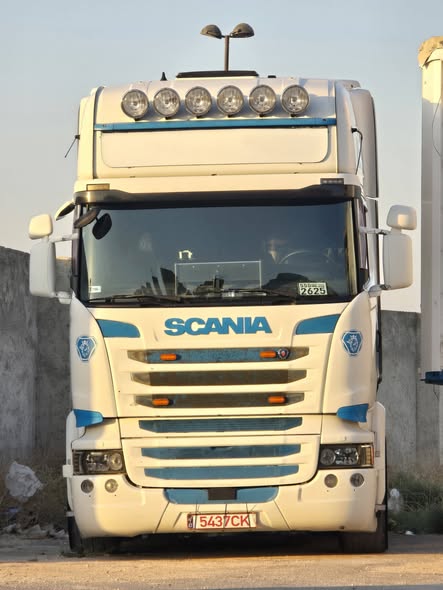 سكانيا 450 2016 - صورة 2