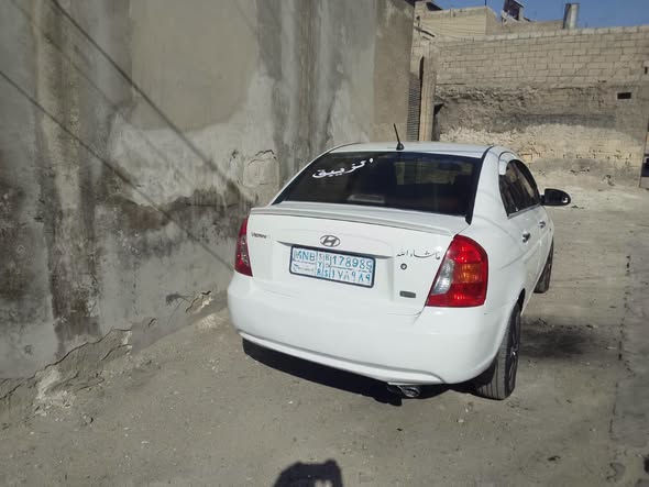 هيونداي فيرنا 2005 - صورة 2