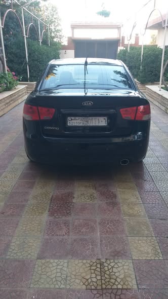 كيا سيراتو 2011 - صورة 3