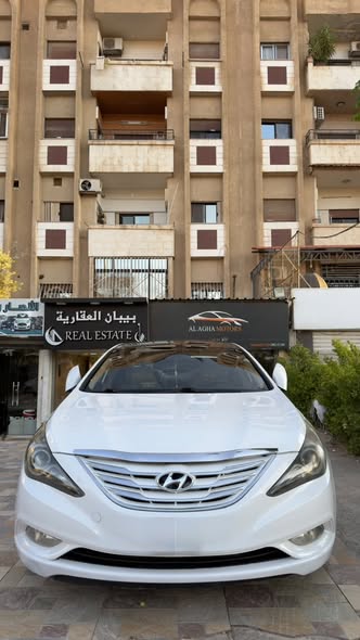 هيونداي سوناتا 2012 - صورة 2