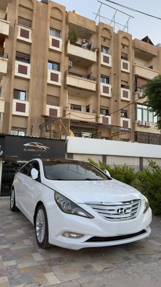 هيونداي سوناتا 2012 - صورة 4