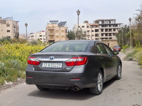 تويوتا كامري 2012 - صورة 2