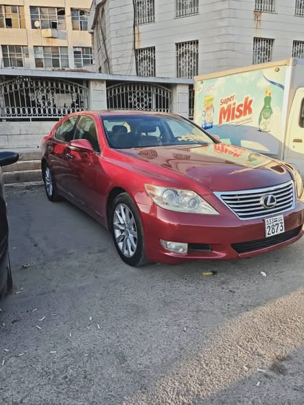 لكزس LS460 2012 - صورة 3