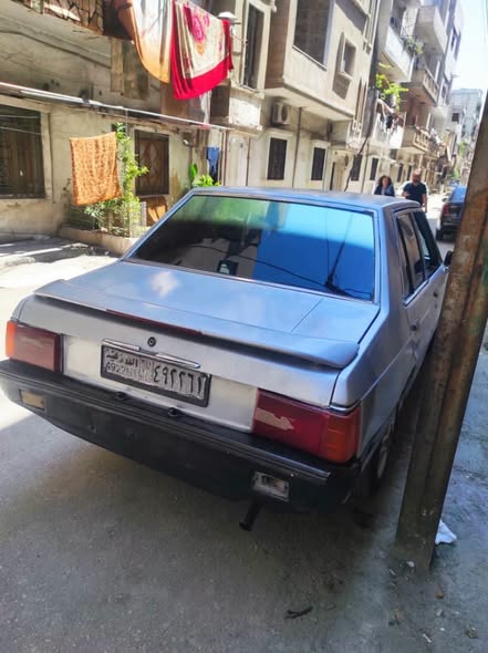 ميتسوبيشي لانسر 1983 - صورة 2