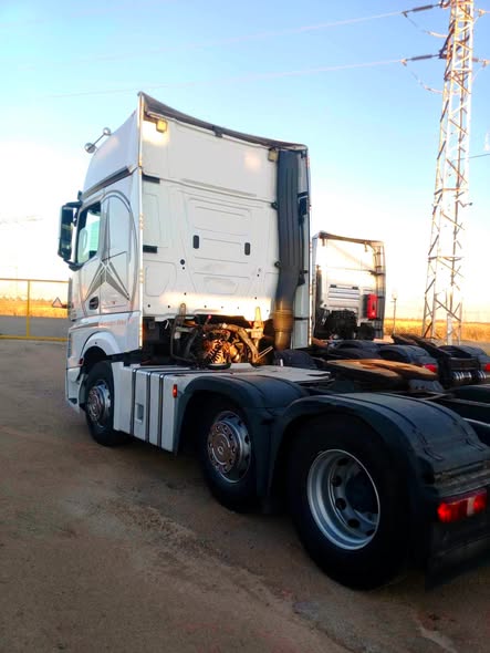 مرسيدس Actros 2017 - صورة 3