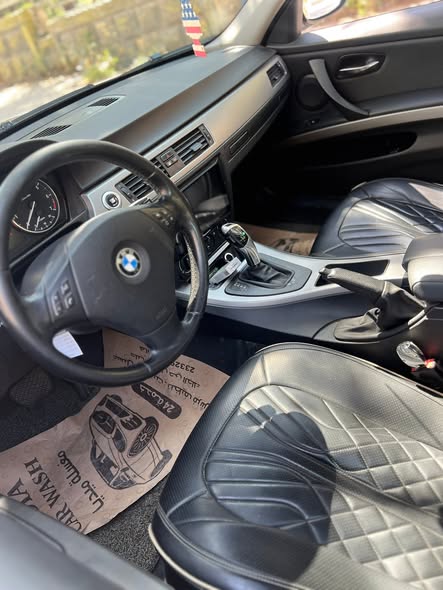بي إم دبليو 320i 2008 - صورة 4
