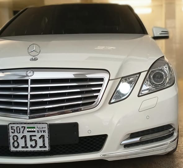 مرسيدس E300 2011 - صورة 1