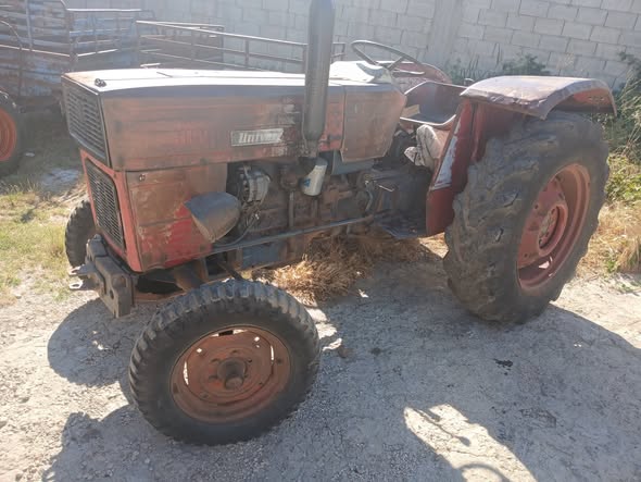 يونيفرسال 445 1986 - صورة 3