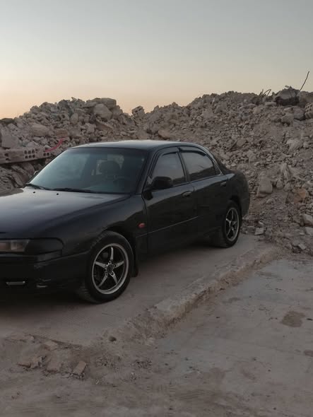 مازدا 626 1993 - صورة 2
