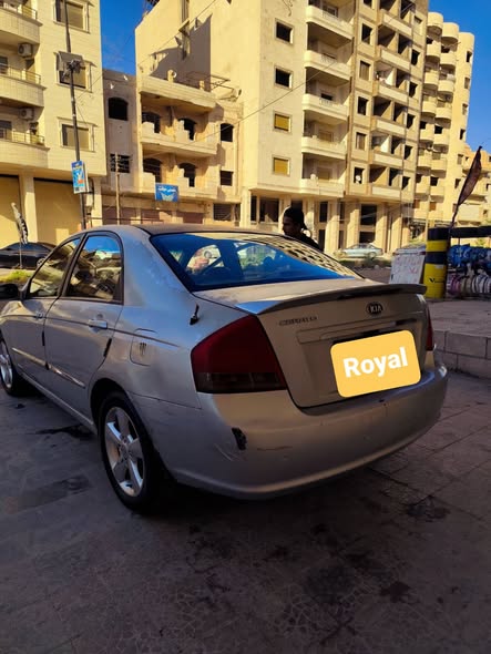 كيا سيراتو 2008 - صورة 2