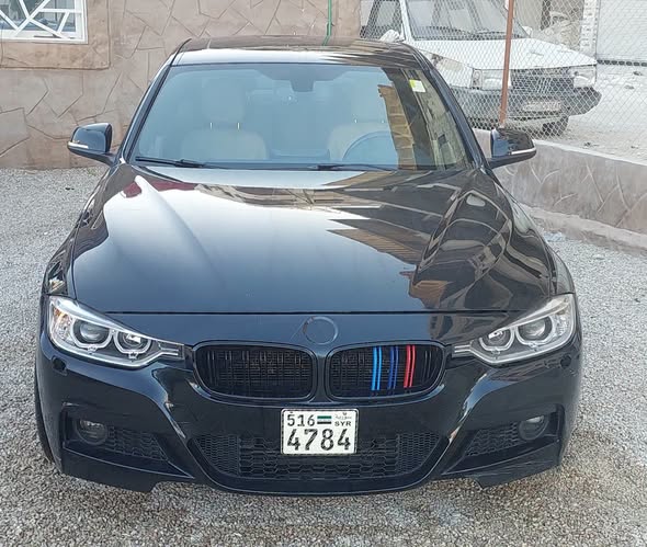 بي إم دبليو 328i 2015 - صورة 3
