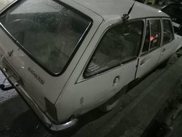 اوبل ريكورد 1976 - صورة 4