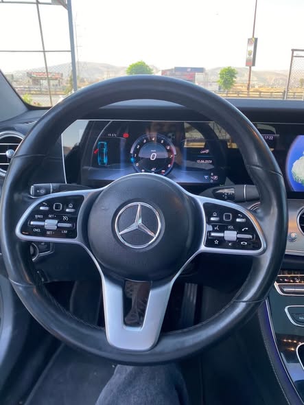 مرسيدس E300 2019 - صورة 5