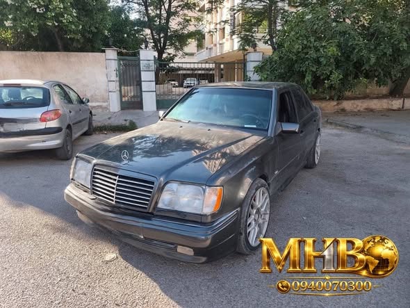 مرسيدس 320 1990 - صورة 2