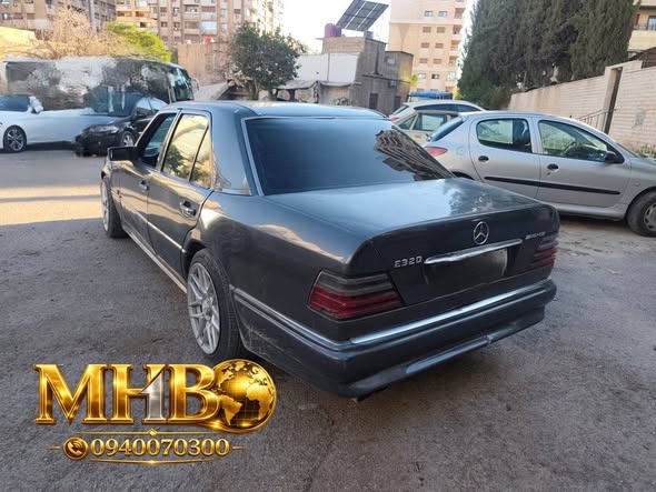مرسيدس 320 1990 - صورة 4