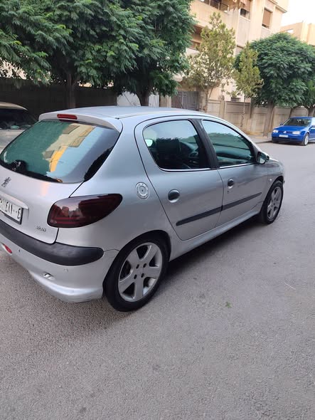 بيجو ٢٠٦ 2006 - صورة 5