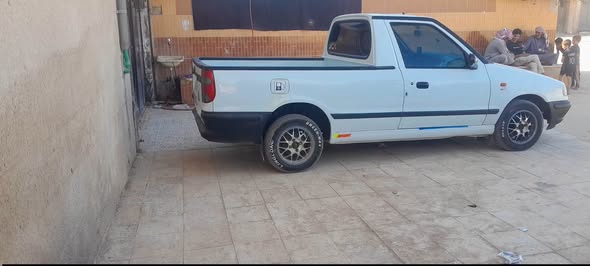 سكودا Pickup 1997 - صورة 3