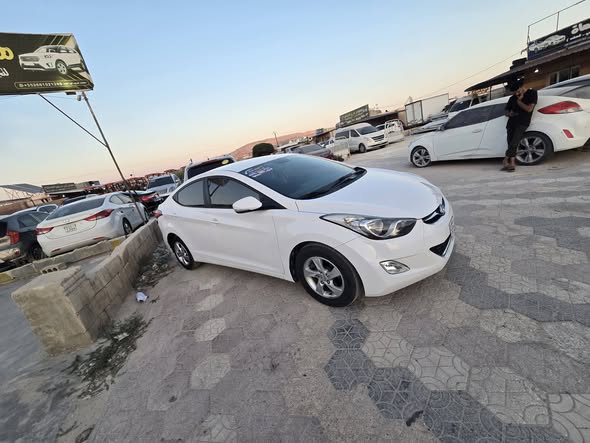 هيونداي أفانتي 2013 - صورة 3