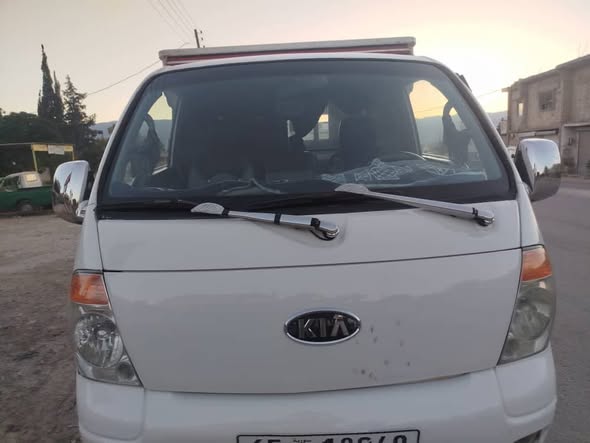 كيا K3000 2006 - صورة 3