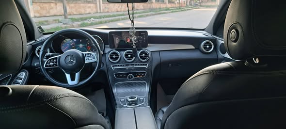 مرسيدس سي 300 2020 - صورة 3