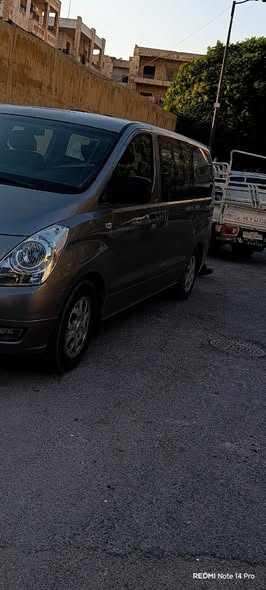 هيونداي H1 2012 - صورة 2