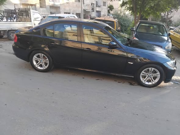 بي إم دبليو 316 2011 - صورة 3
