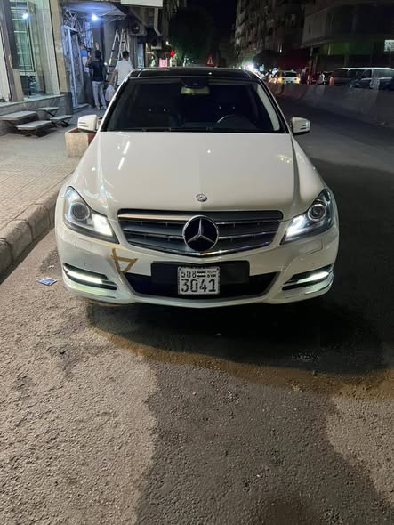 مرسيدس C200 2013 - صورة 3